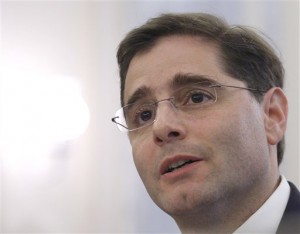 Julius Genachowski